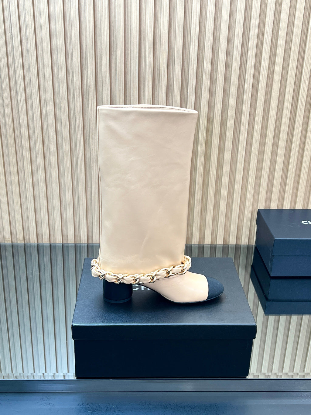 CHANEL 25S HIGH BOOTS 65MM IN BEIGE CALFSKIN GOLD HARDWRE