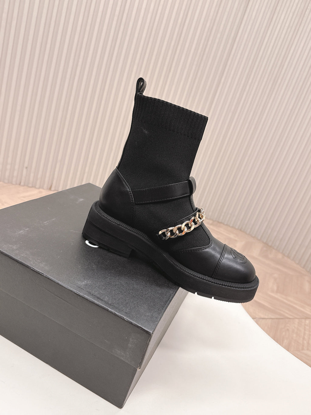 CHANEL ANKLE BOOTS 25S IN BLACK LAMBSKIN AND FABRIC WITH GOLD HARDWARE
