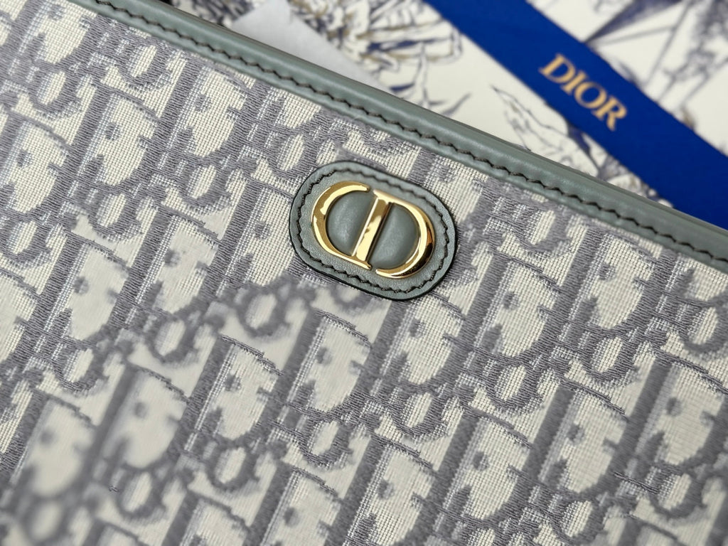 DIOR 25S 30 MONTAIGNE DEA POUCH GRAY OBLIQUE JACQUARD 26 IN CANVAS