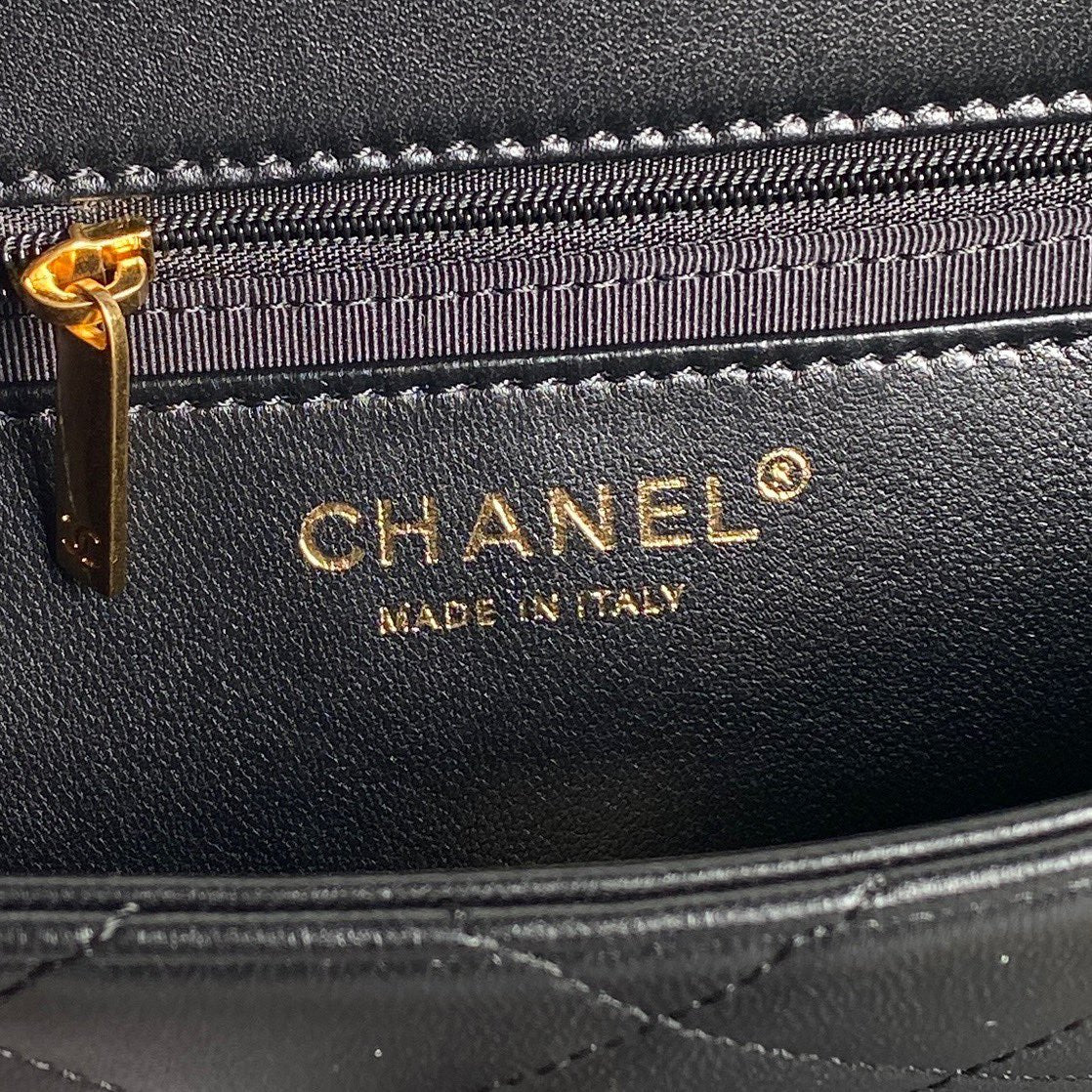 CHANEL MEDIUM FLAP BAG 26 IN BLACK CALFSKIN GOLD DOUBLE C THICK CHAIN