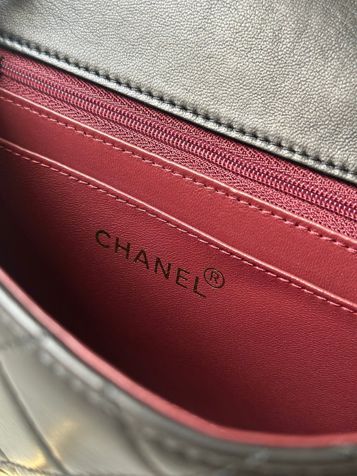 CHANEL 25S MINI FLAP BAG 18 IN BLACK LAMBSKIN WITH GOLD HARDWARE