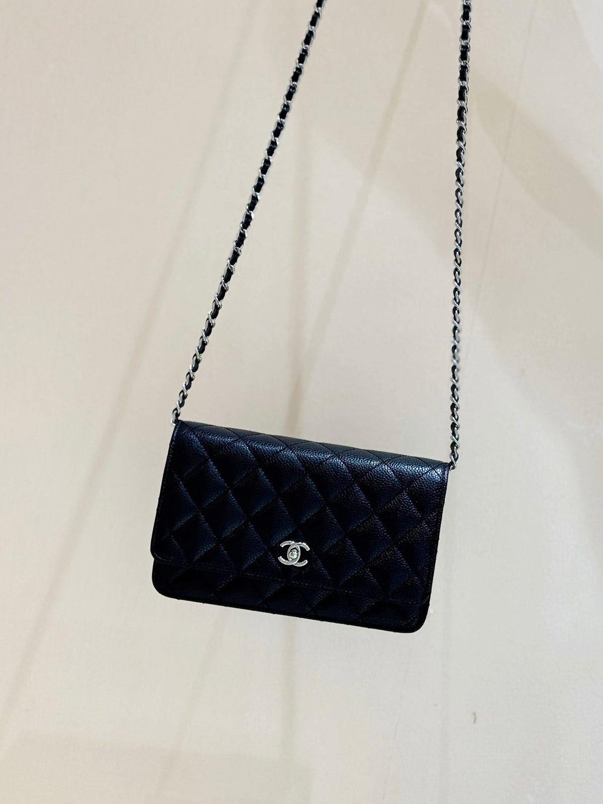 CHANEL 25S MINI FLAP BAG 19 IN BLACK CALFSKIN SLIVER HARDWARE