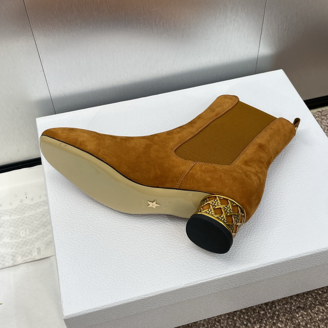 DIOR 25S ANKLE BOOT IN SADDLE BROWN SUEDE